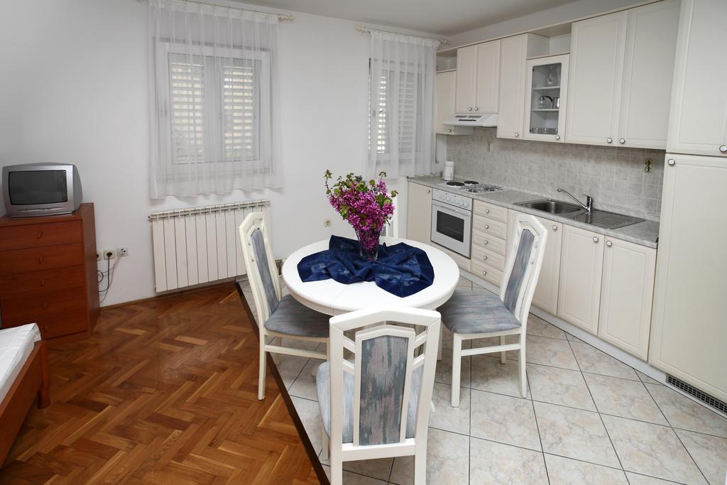 Apartments in Beautiful Split Podstrana Chambre photo
