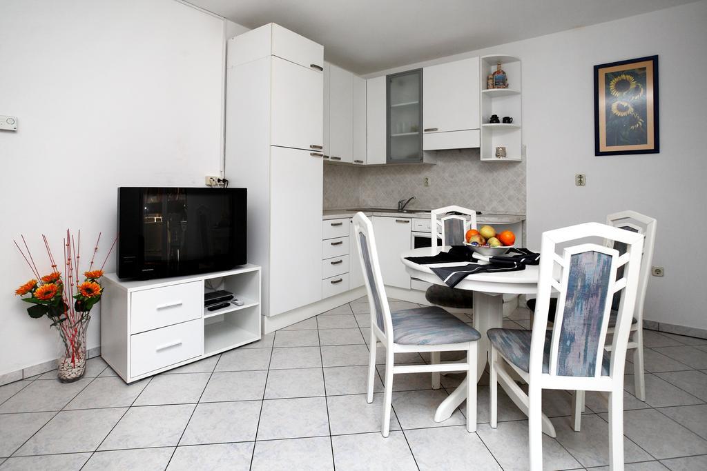 Apartments in Beautiful Split Podstrana Chambre photo